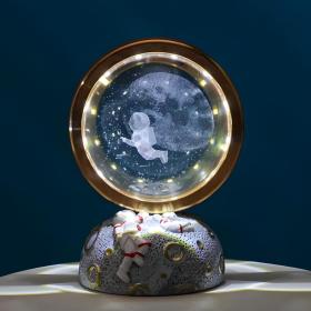 مصباح كروي ثلاثي الأبعاد للفضائي