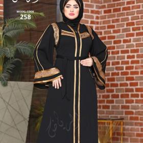 عباية المناسبات  عباية في الثقيل خفيفة على الجسم. حلوة في العين