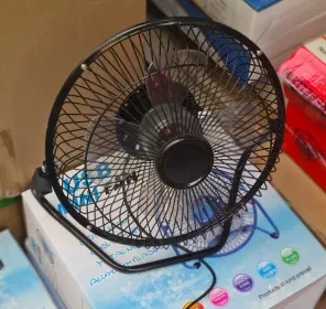 Mini Desktop Fan usb مروحة مكتب صغيرة *****
